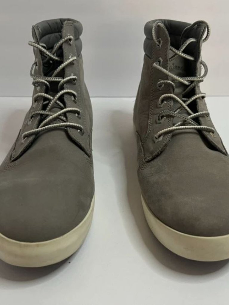 Timberland Dausette Boots Women Size 9 Gray Nubuck Ortholite High Top Sneaker